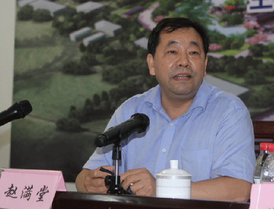 甘肃省委常委、宣传部部长连辑在本公司董事、金沙检测线路js69集团董事长赵满堂陪同下到金沙检测线路js69集团北京盛世南宫调研指导工作
